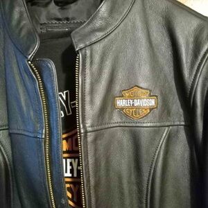 Women’s Harley Davidson Leather Jacket. Size Large.
